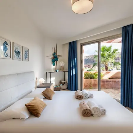 Semesterbostad Adjona 2-2 Penthouse Sea View & Jacuzzi 2b Palm-mar