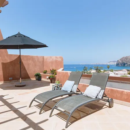 Adjona 2-2 Penthouse Sea View & Jacuzzi 2b Semesterbostad